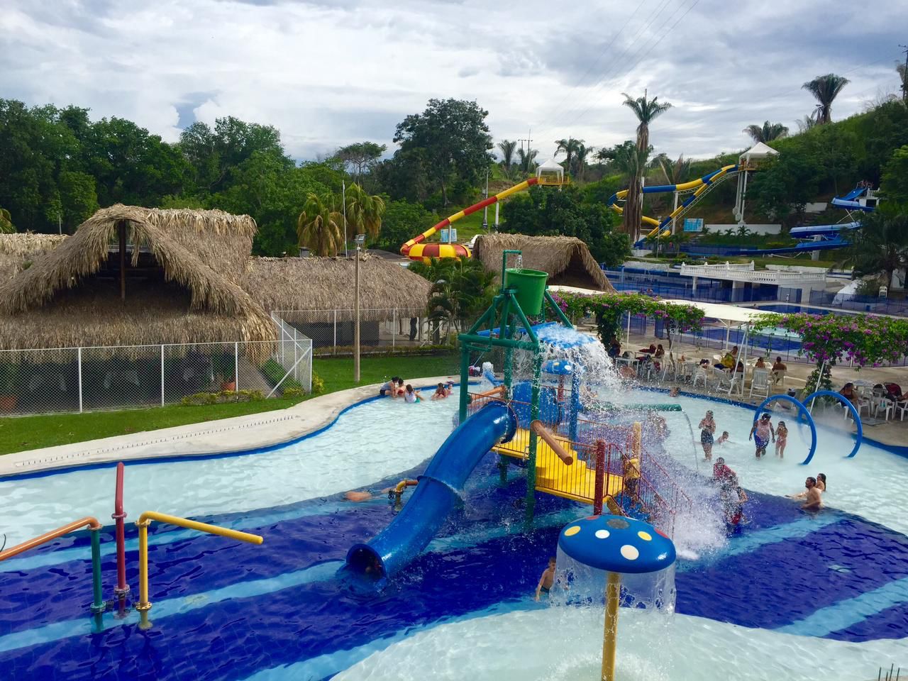 Centro Recreativo El Cortijo, La Dorada Caldas