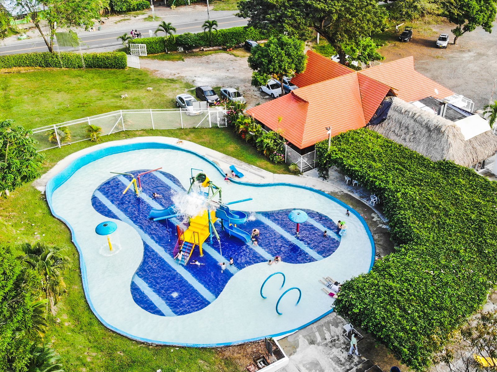 Centro Recreativo El Cortijo, La Dorada Caldas